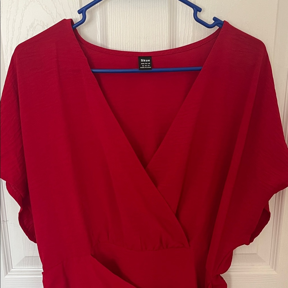 Red Wrap Mini Dress with Knot Detail - Picture 3 of 6